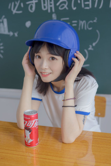 穿成女儿奴大佬的前妻